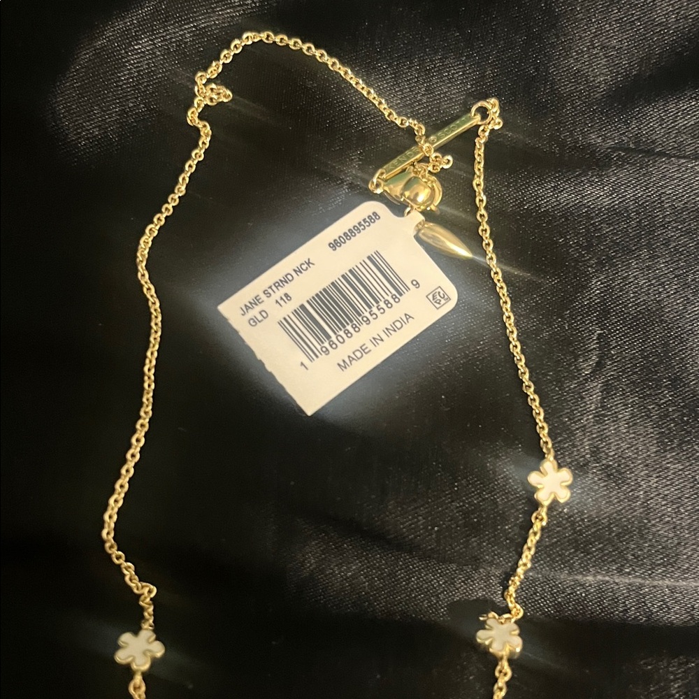 Kendra Scott Gold Necklace with White Clover Stations - Picture 3 of 4